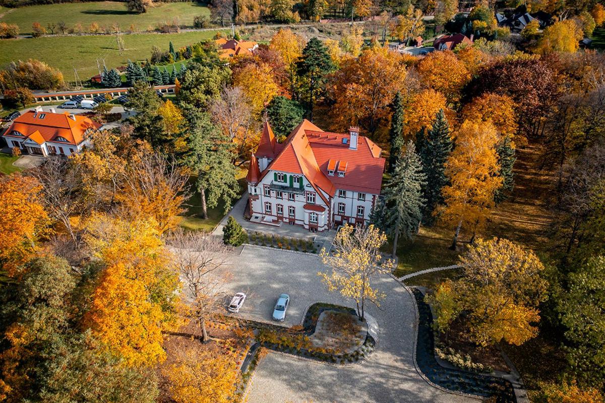 Hotel Villam Bielawa  Bagian luar foto
